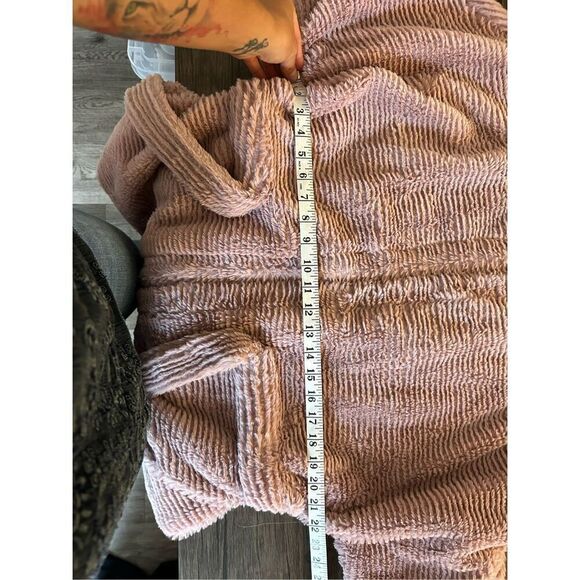 Moon River Faux Fur Taupe Full Zip Jacket Size L Mob Wife Cruella Deville - Picture 13 of 13